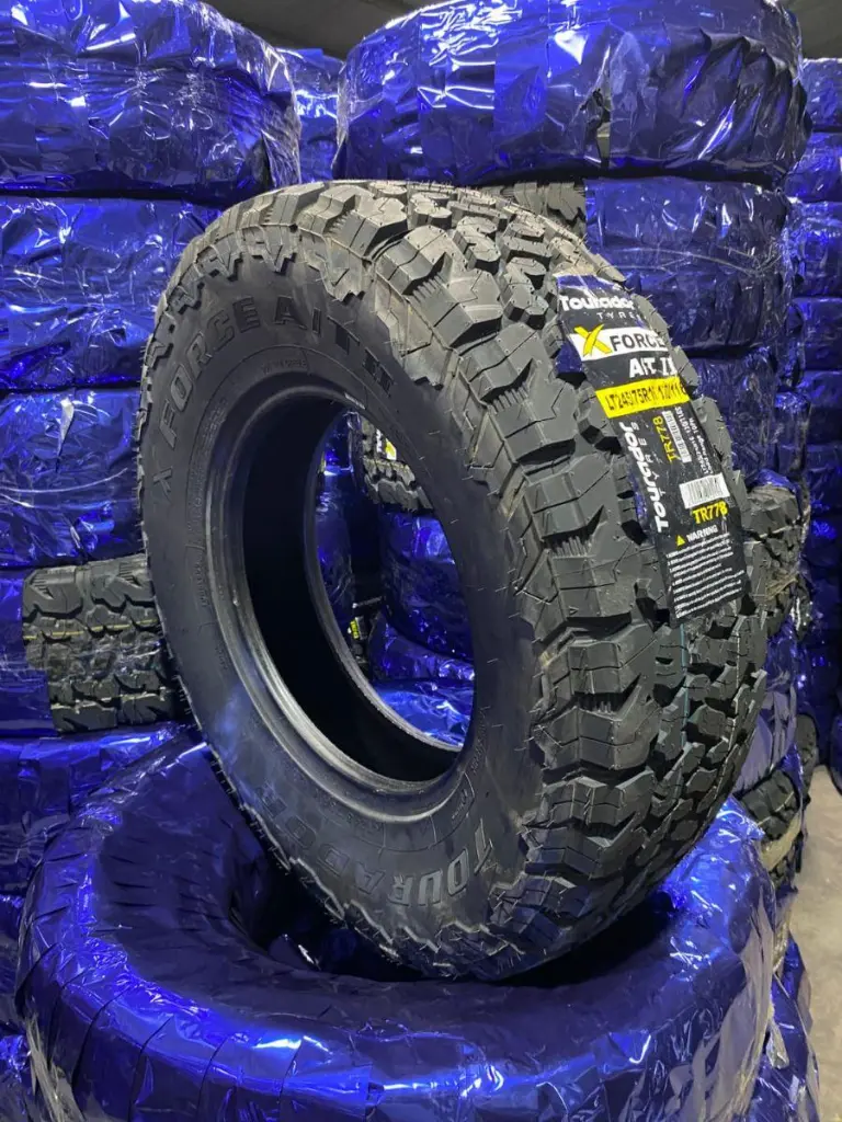 NEUMÁTICO 215:75 R14LT TOURADOR X FORCE A:T II 95S BZ 6PR - 3.webp