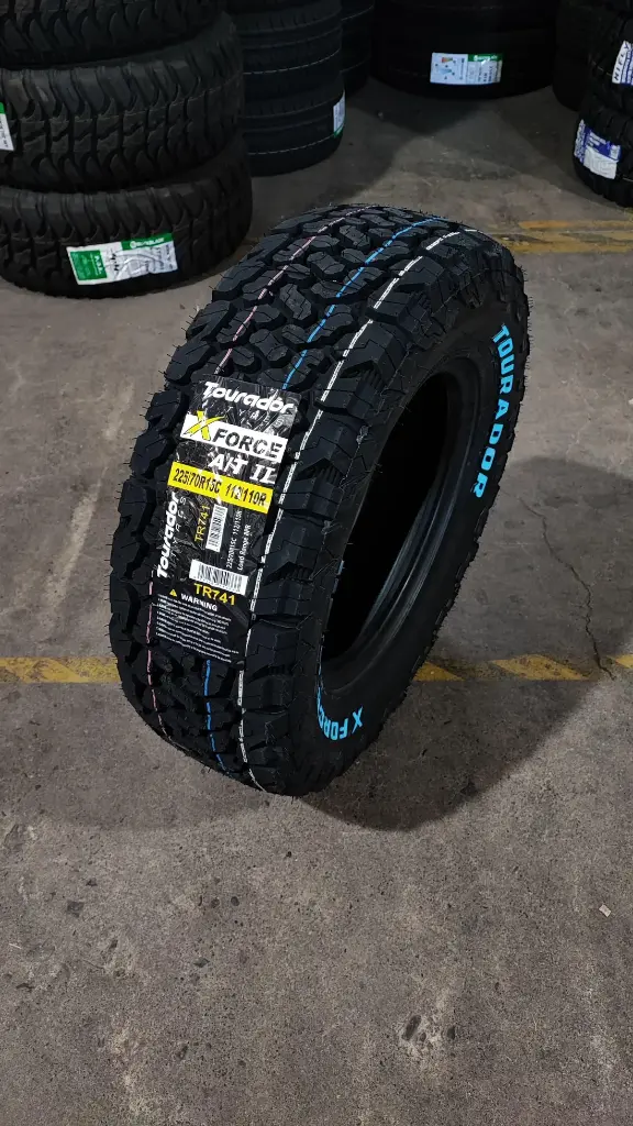 NEUMÁTICO 225:70 R15C TOURADOR C FORCE A:T 2 8PR 112:110R BZ - 3.webp