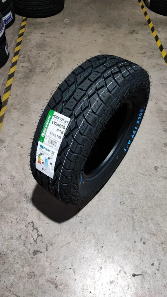 NEUMÁTICO 245:70 R16LT W ROCKBLADE ROCK 737 A:T 113:110S 8PR - 2.webp